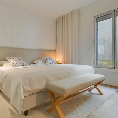 Monumental Madeira 3 Bedroom Luxury Family Flat With Swimming Pool *