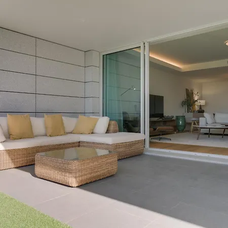 Monumental Madeira 3 Bedroom Luxury Family Flat With Swimming Pool Apartamento